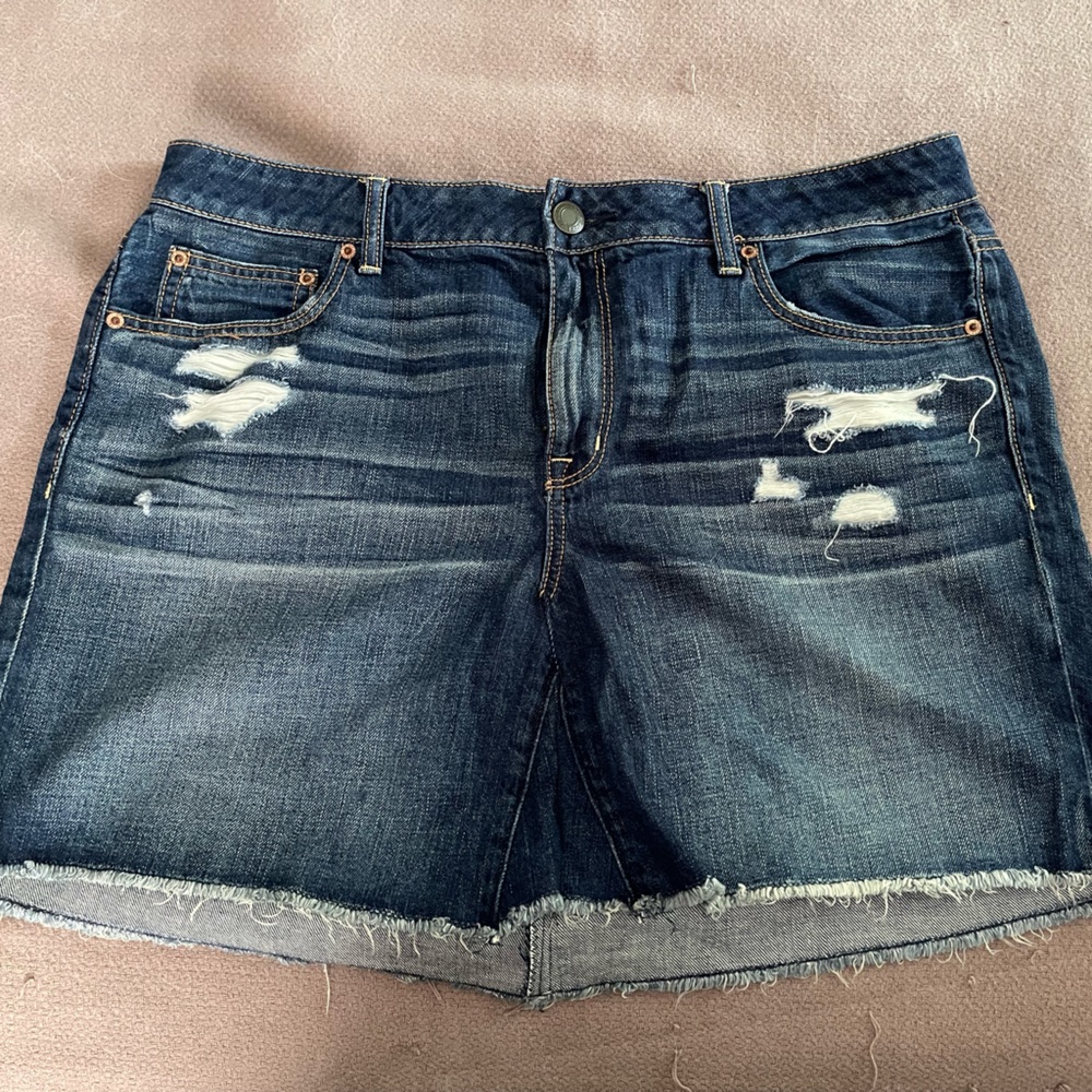American Eagle Denim skirt size 16